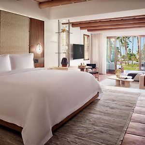 Grand Butler Service Junior Suite 1 King Garden view